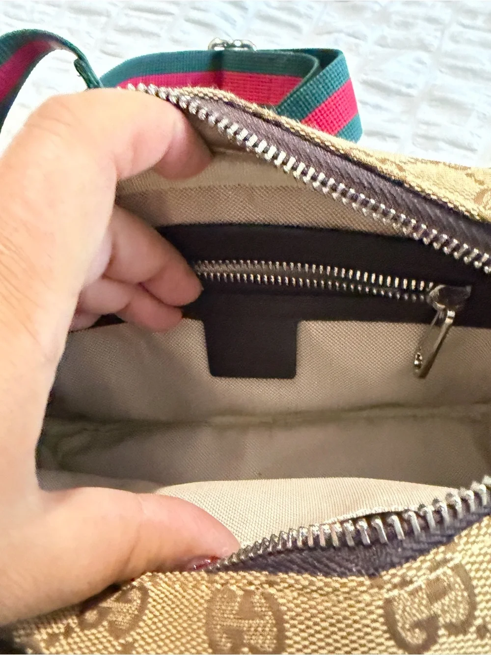Gucci Beige Canvas Interior Crossbody with Brown Leather Trim